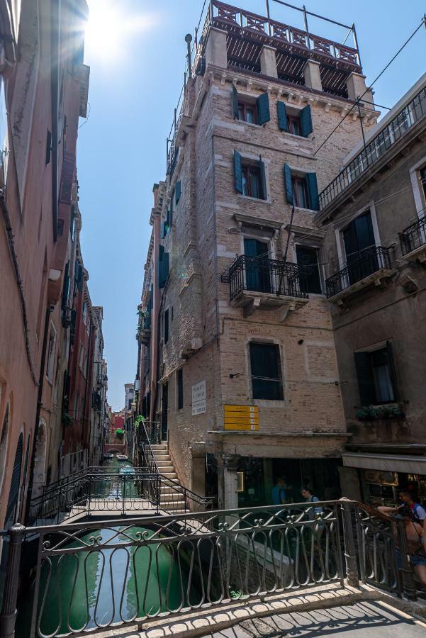 فندق La Finestra Sulle Beccarie البندقية المظهر الخارجي الصورة